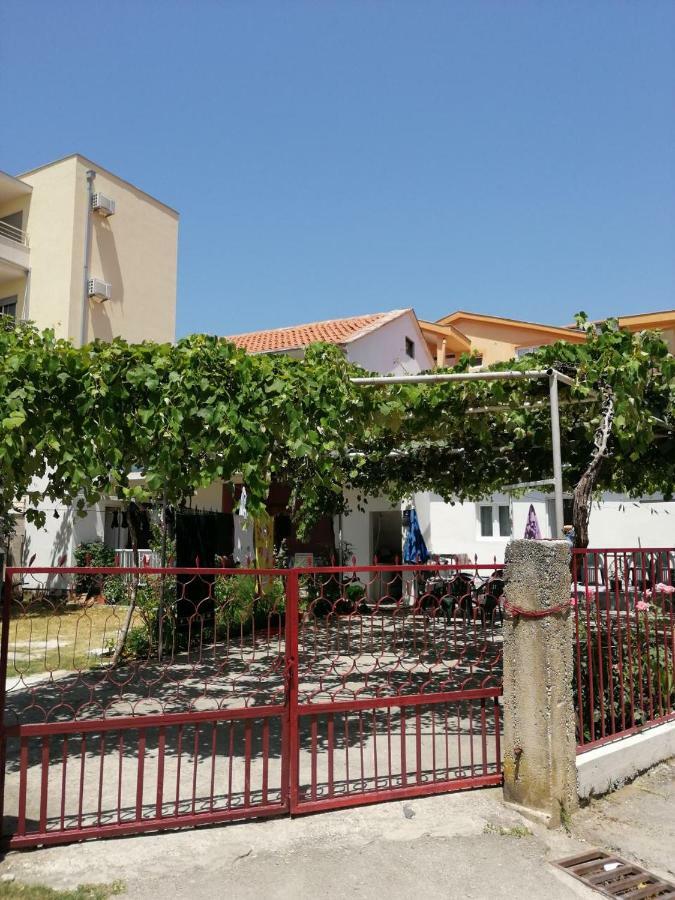 Sara Apartments Budva Exterior foto